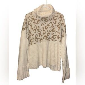 Chic Leopard Pattern Turtleneck Sweater